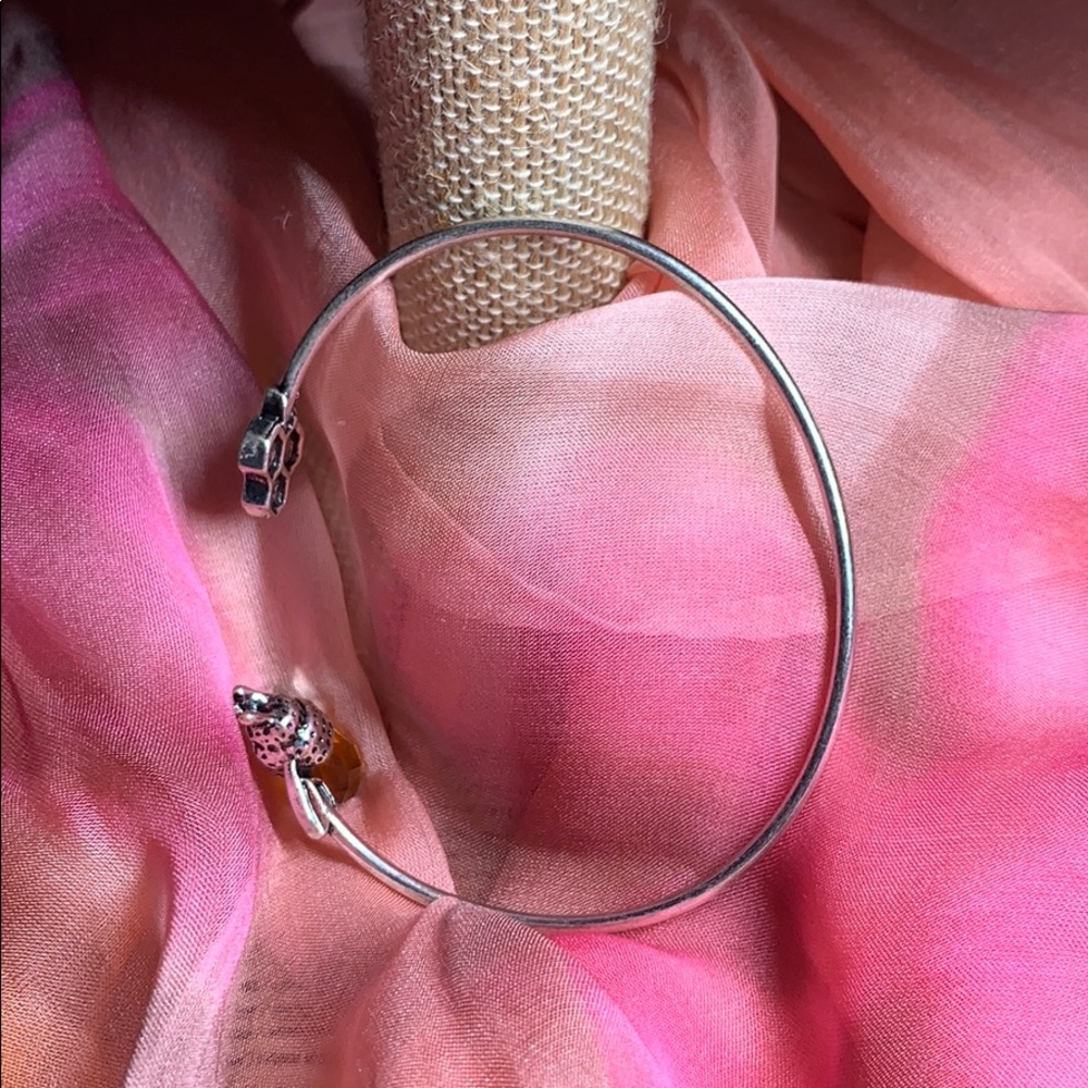 Honey Comb Bee Band Bracelet - Picture 3 of 4